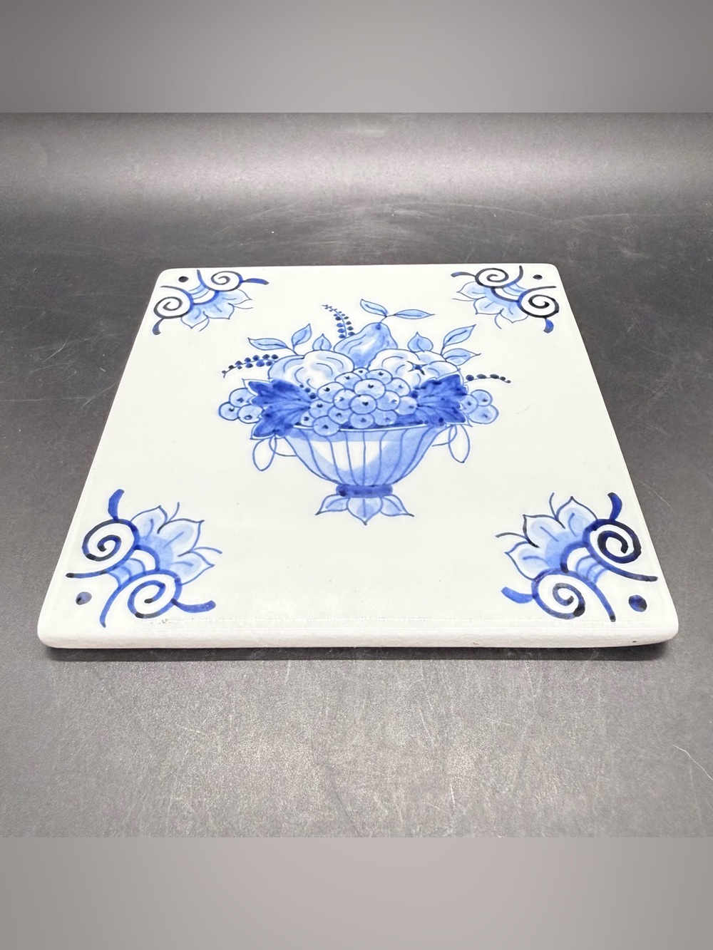 Vintage Royal Delft De Porceleyne Fles Porcelain Tile Fruit Basket Blue White 5"